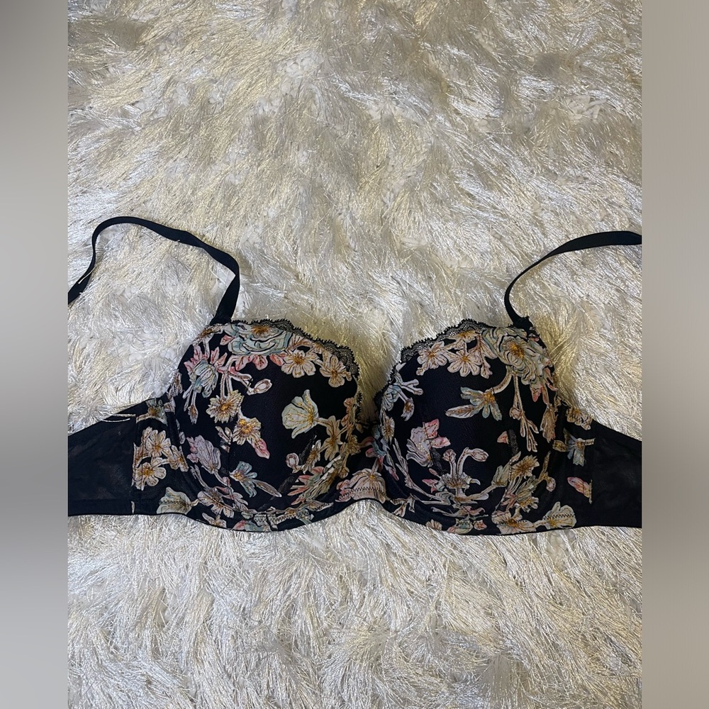 Victoria secret bra